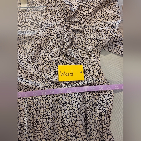 H&M Floral Wrap Dress - Picture 8 of 10